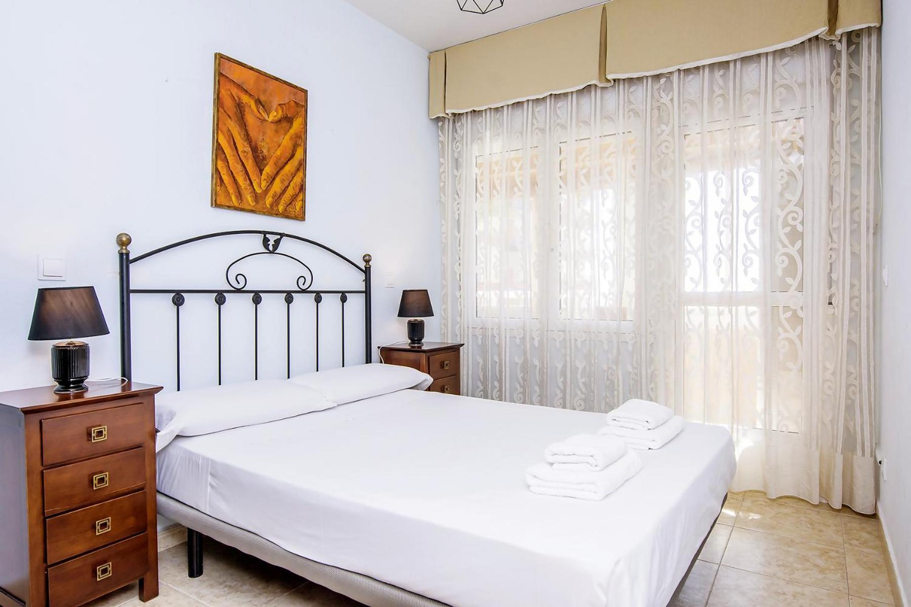 Aguilas Delicias Piscina Wifi Ac Parking Gratis Bagian luar foto